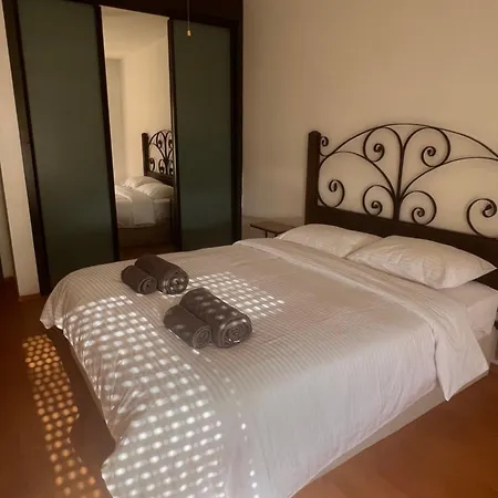 3 Bedroom Flat Next To 5 Star Apartment Kyrenia (Northern Cyprus)